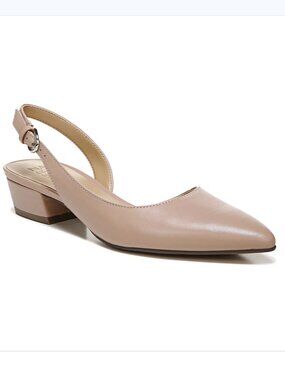 Naturalizer Women's Banks Slingback Pump, 7 Wide
